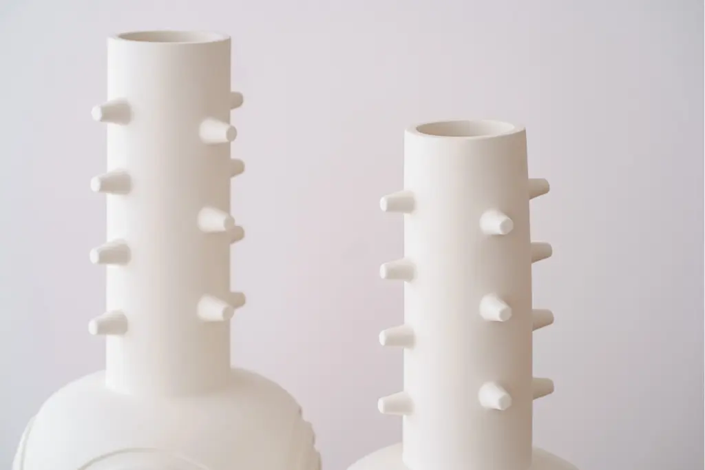 collection-nim-vases-en-ceramique-blanc-mat (1).webp