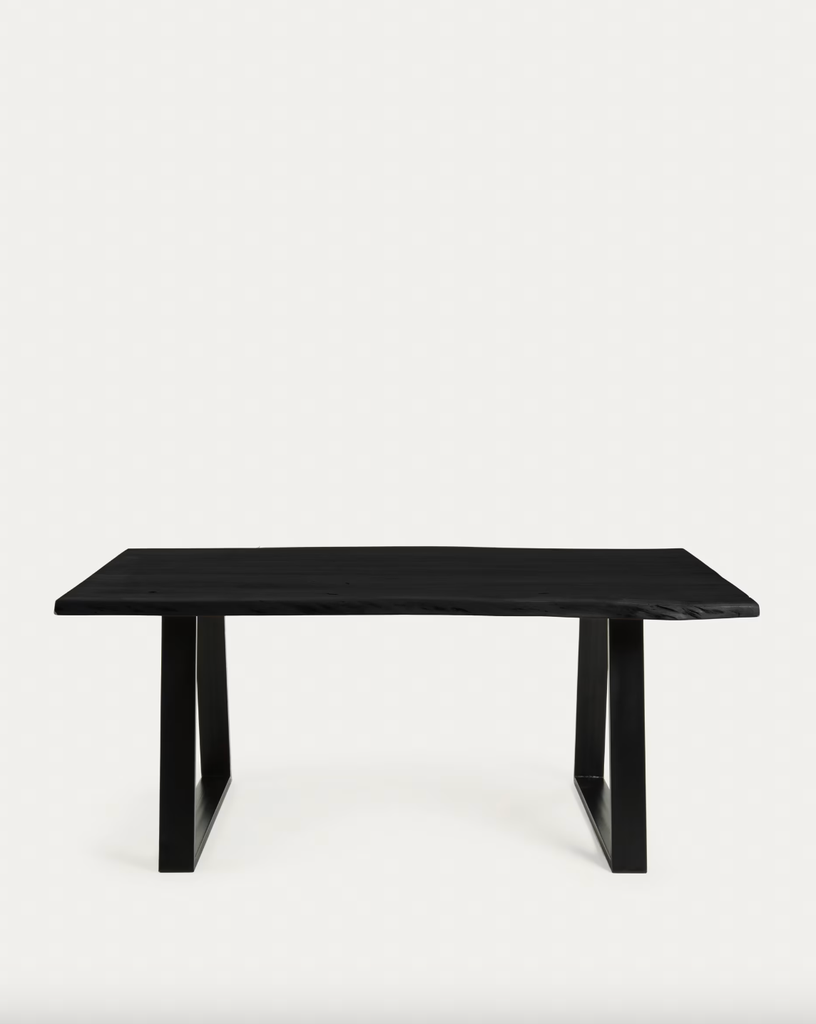 ALAIA Table 220