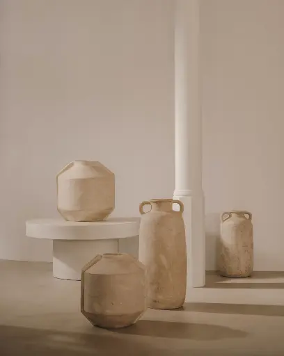[D1300214CP05] MEJA : Vase Meja en papier mâché beige 38 cm