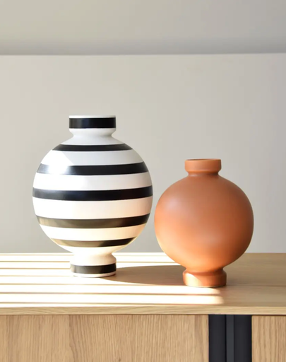 [G21734T] BALL : Vase orange 15x20 cm