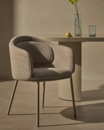 [C0100224BF12] IDAIRA  : Chaise Idaira en tissu chenille épais et pieds en acier beige