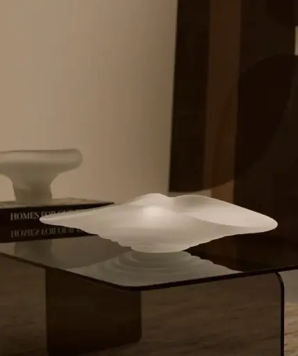 [D00227CR07] ONDARO : Centre de table Ondaro en verre dépoli 11 cm

