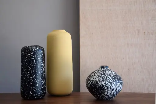 [34N19048] NANA : Vase jaune 14 x 37 cm