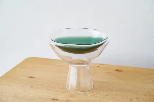 [34GI26113] SORA : Petit centre de table vert 24x24x21,5 cm