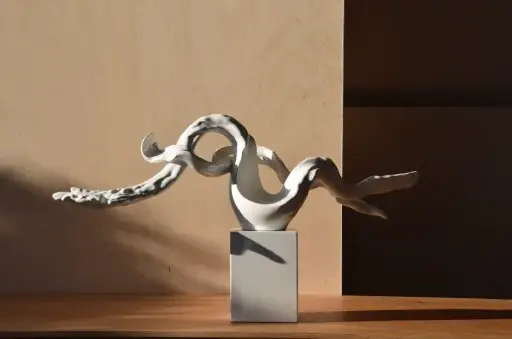 [TP319B] RAMA : Sculpture en céramique 82×28×48,5 cm