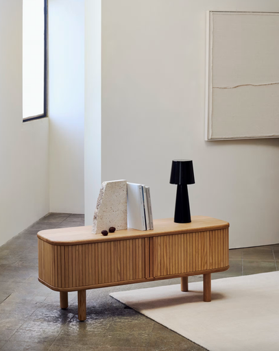 [M1000015MM50] MAILEN : Meuble TV Mailen 2 portes en bois de frêne naturel 120 x 50 cm