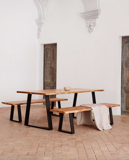 [CC0954M43] ALAIA Table 160 : Table alaia en bois d'acacia et pieds en acier noir 160 cm