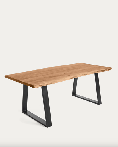 [CC0955M43] ALAIA Table 220 : Table Alaia en acacia et pieds en acier noir 220 x 100 cm