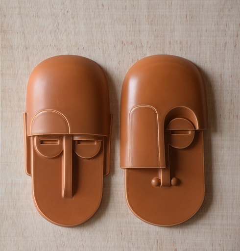 [TP325O] MASCARO : Masque ocre 20x5x42 cm