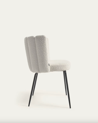 [CC2025J33] ANIELA : Chaise Aniela bouclette blanc et métal peint noir