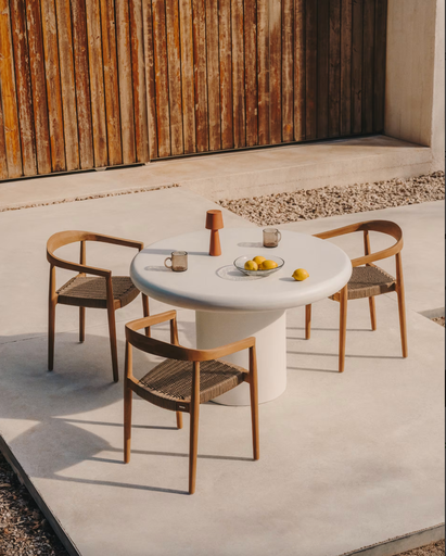 [J0100089PR05] ADDAIA : Table à manger ronde Addaia en ciment blanc 120 cm