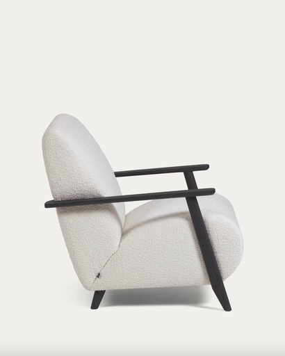 [S516J33] MEGHAN : Fauteuil Meghan bouclette blanche et pieds en bois de frêne finition wengé